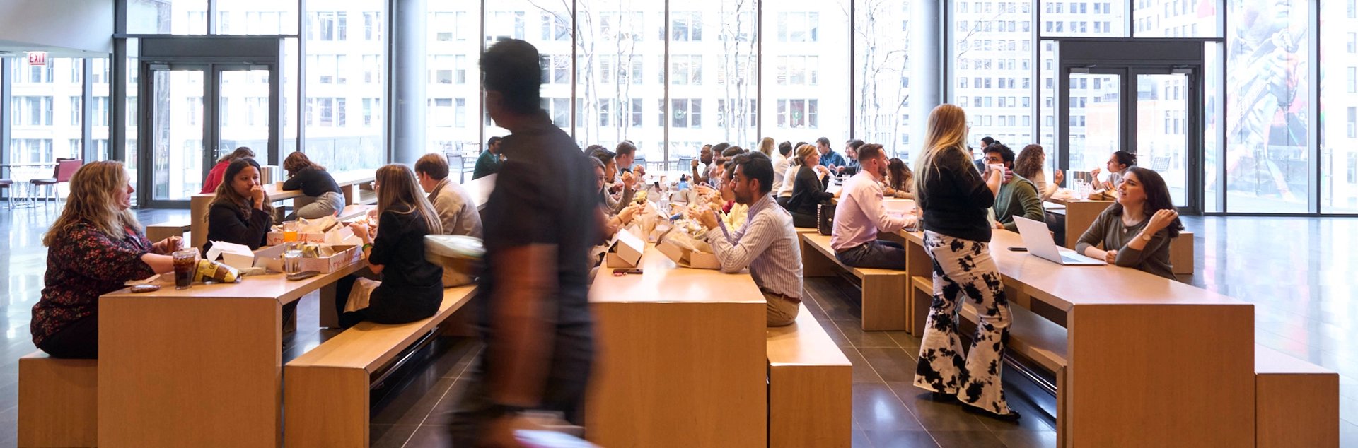 Employees eating lunch at the Chicago Morningstar office.